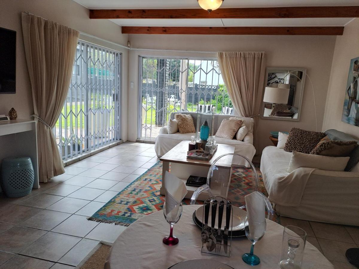 Milky Way Executive Suite Hermanus Exterior foto